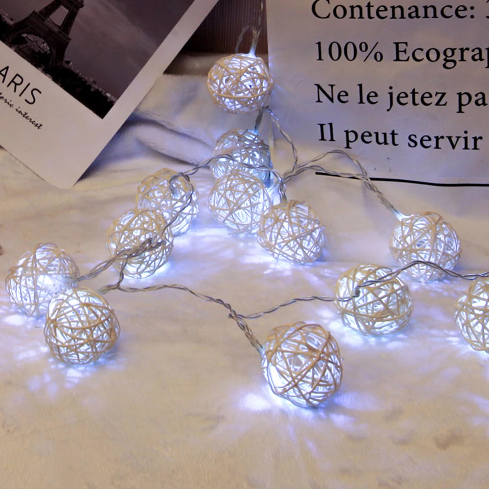 Brangdy 20 Rattan Balls LED String Lights, Battery-Operated Garland, Cotton Ball Light Chain, Guirlande Lumineuse, Holiday Christmas Ball Decorations