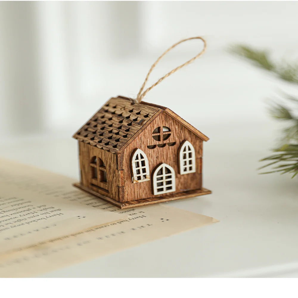 Christmas LED Wooden House Light, Luminous Cabin Night Lamp, Christmas Home Decor, Pendant Prop, LED Candle Gift Decoration